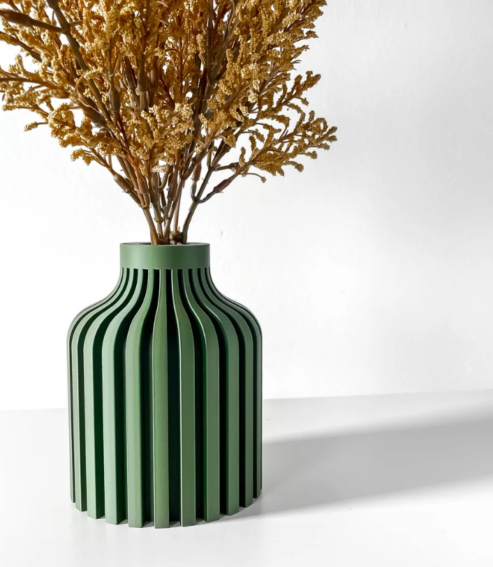 Vase „Alik“ – Klare Linien, sanfte Silhouette