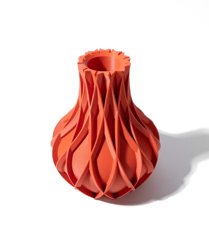 Vase „Avio-Vase“ – Dynamik in Form gebracht