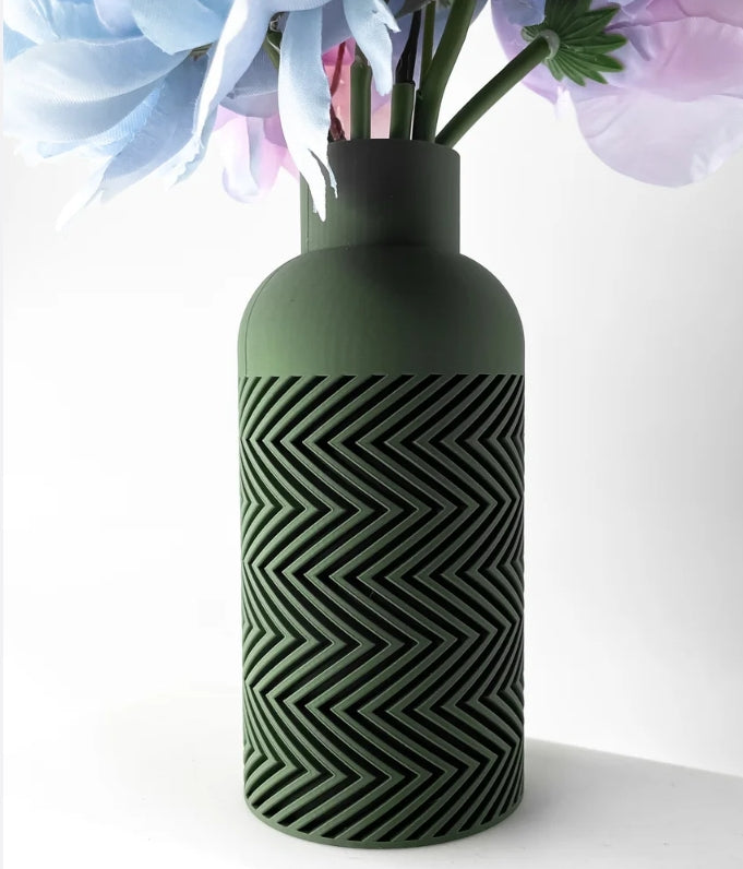 Vase „Sember“ – Geometrie trifft Eleganz
