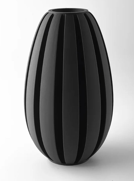 Vase „Gani“ – Weiche Form. Klare Linie