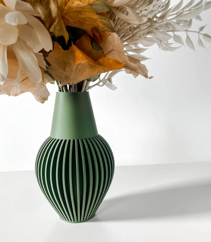 Vase „Donos“ – Harmonische Linien. Skulpturale Präsenz.