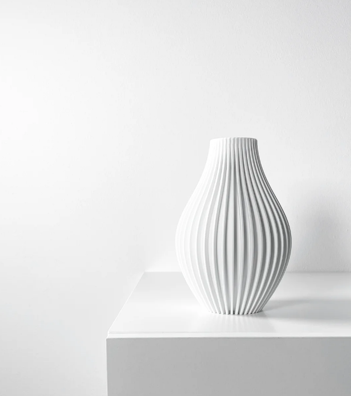 Vase „Eres“ – Sanfte Form, starke Wirkung