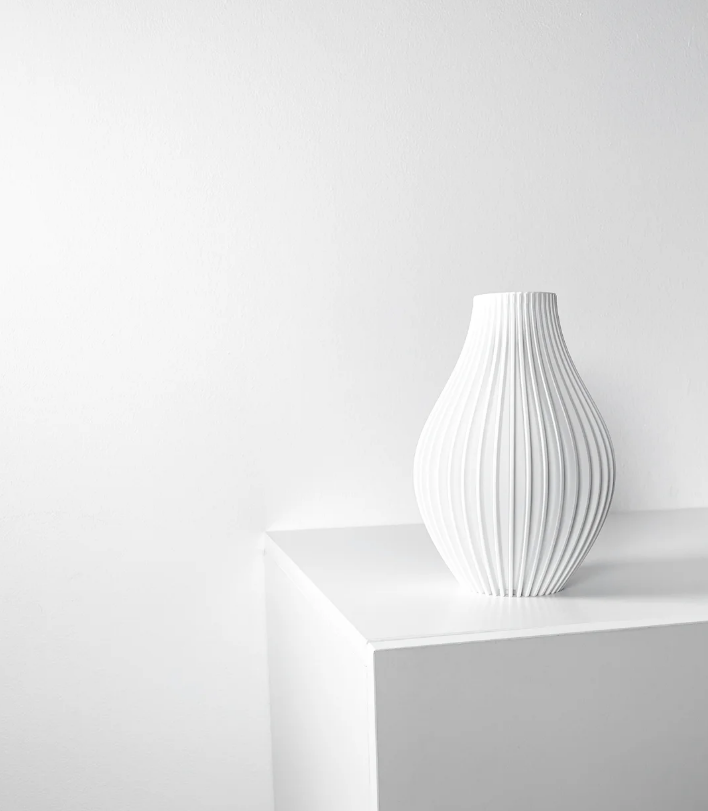 Vase „Eres“ – Sanfte Form, starke Wirkung