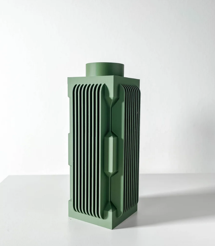 Vase „Guso“ – Architektur in ihrer dekorativsten Form