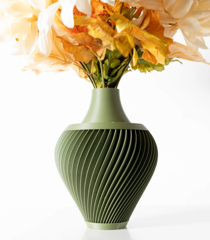 Vase „Kumo-Vase“ – Sanfte Eleganz mit raffinierter Struktur