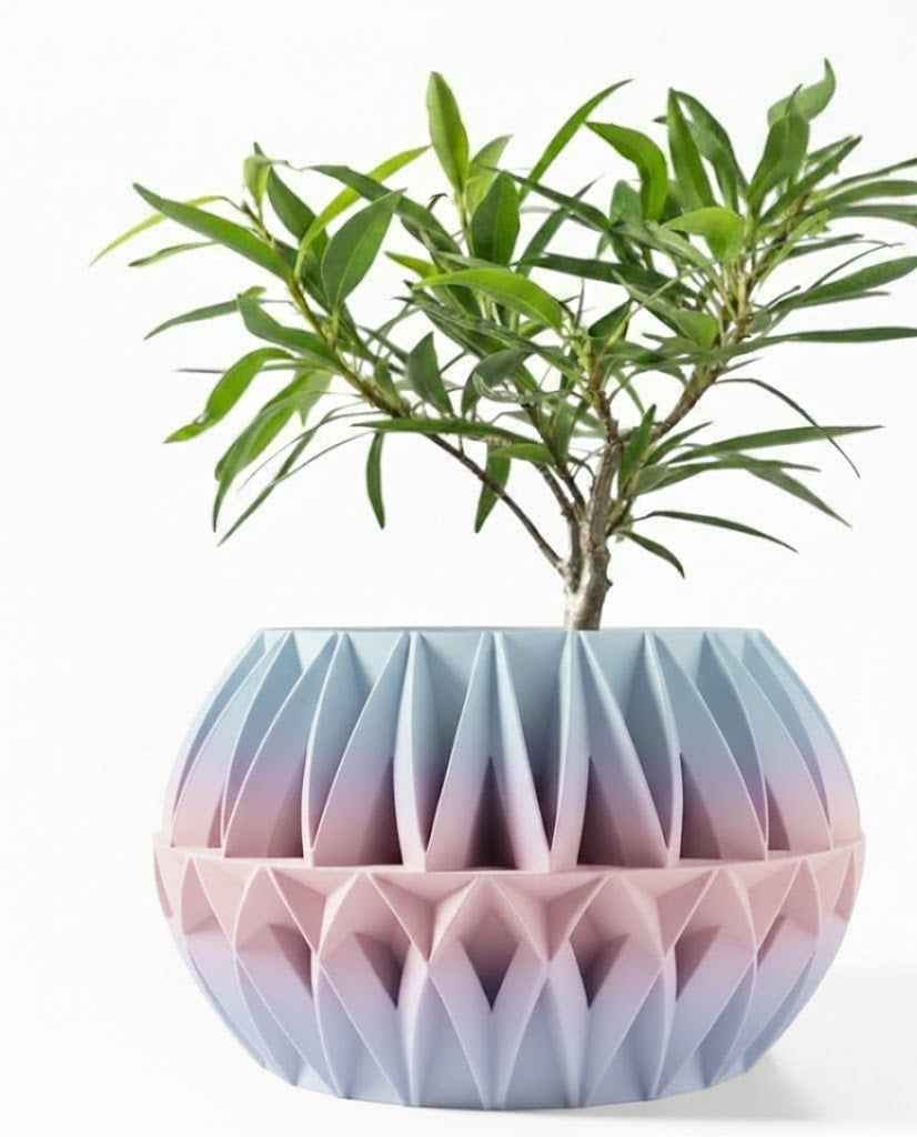 Der Oku – 3D-Pflanztopf mit präziser Facettenstruktur