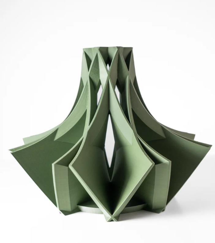 Vase „Ramo-Vase“ – Ausdruckskraft in architektonischer Form