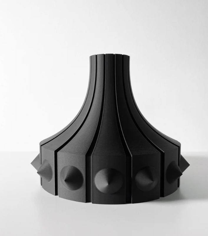 Vase „Rinsu-Kurzvase“ – Charakterstarkes Design mit Kanten