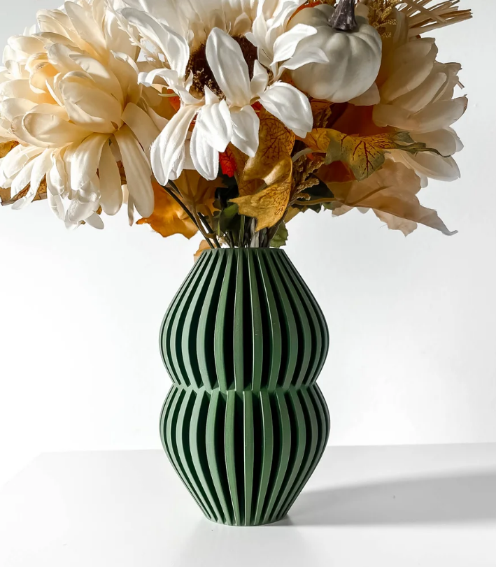 Vase „Rox“ – Symmetrie trifft auf moderne Struktur