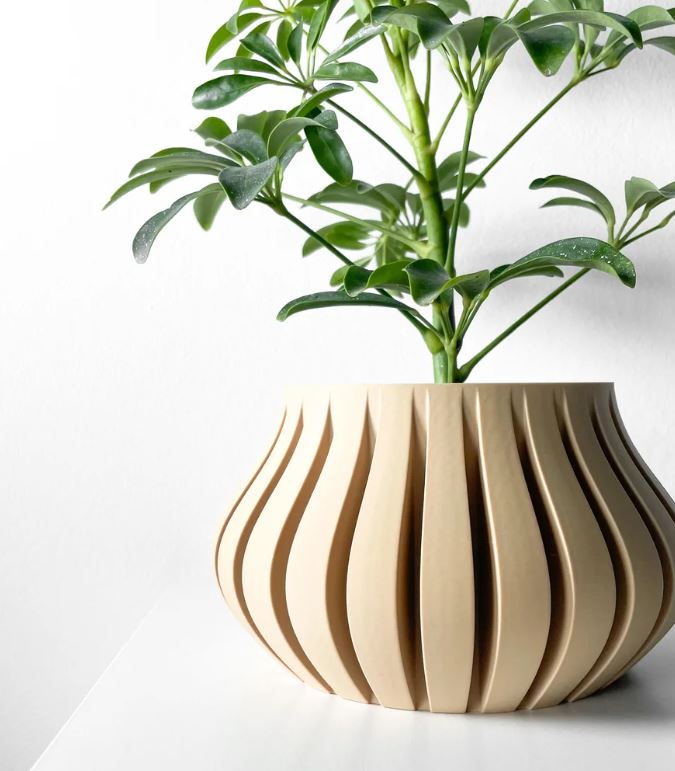 Toril Pflanztopf – Fließendes Design in perfekter Form
