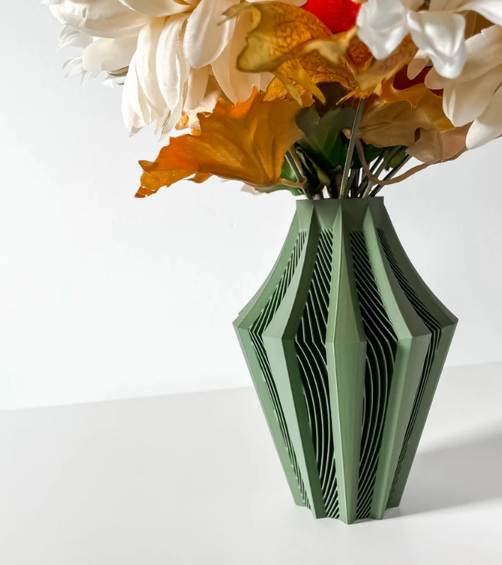 Vase „Walo-Vase“ – Geometrische Finesse trifft futuristisches Design
