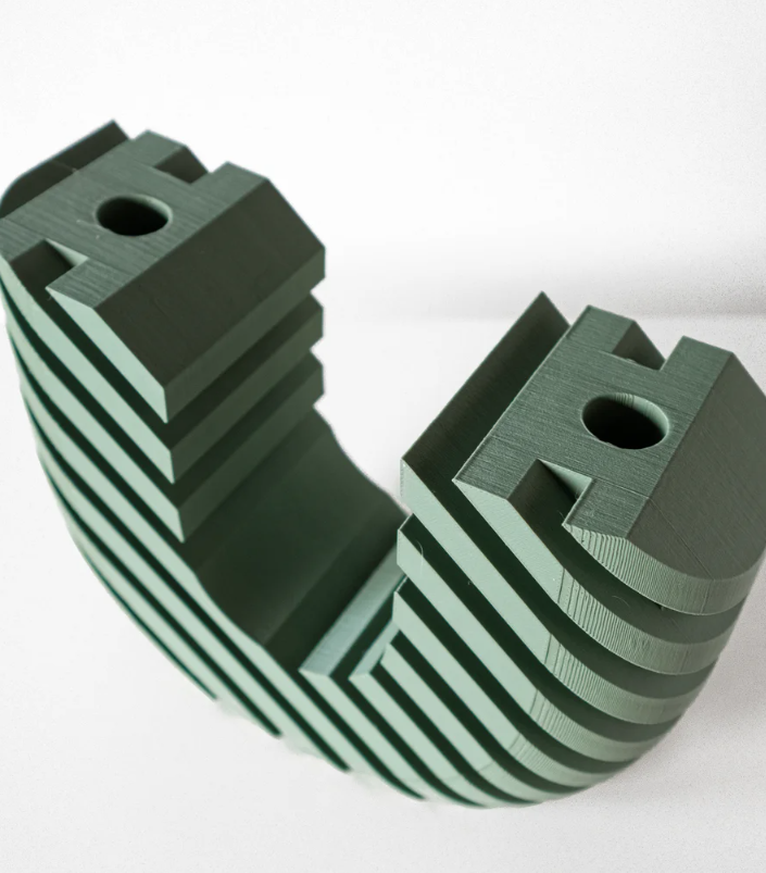 Vase „Wiko U-Vase“ – Statement in U-Form