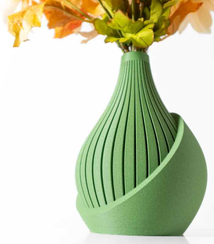 Vase „Yovi-Vase“ – Eleganz trifft auf Dynamik