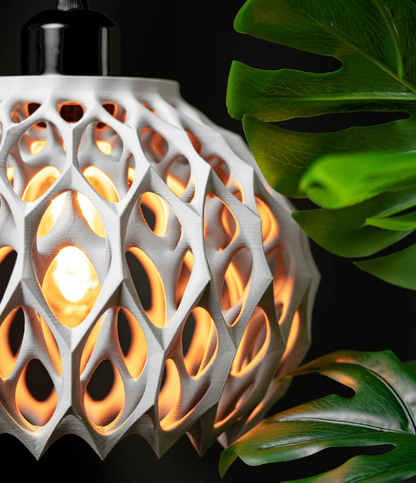 "Invader Pendant" – Lichtskulptur für moderne Räume