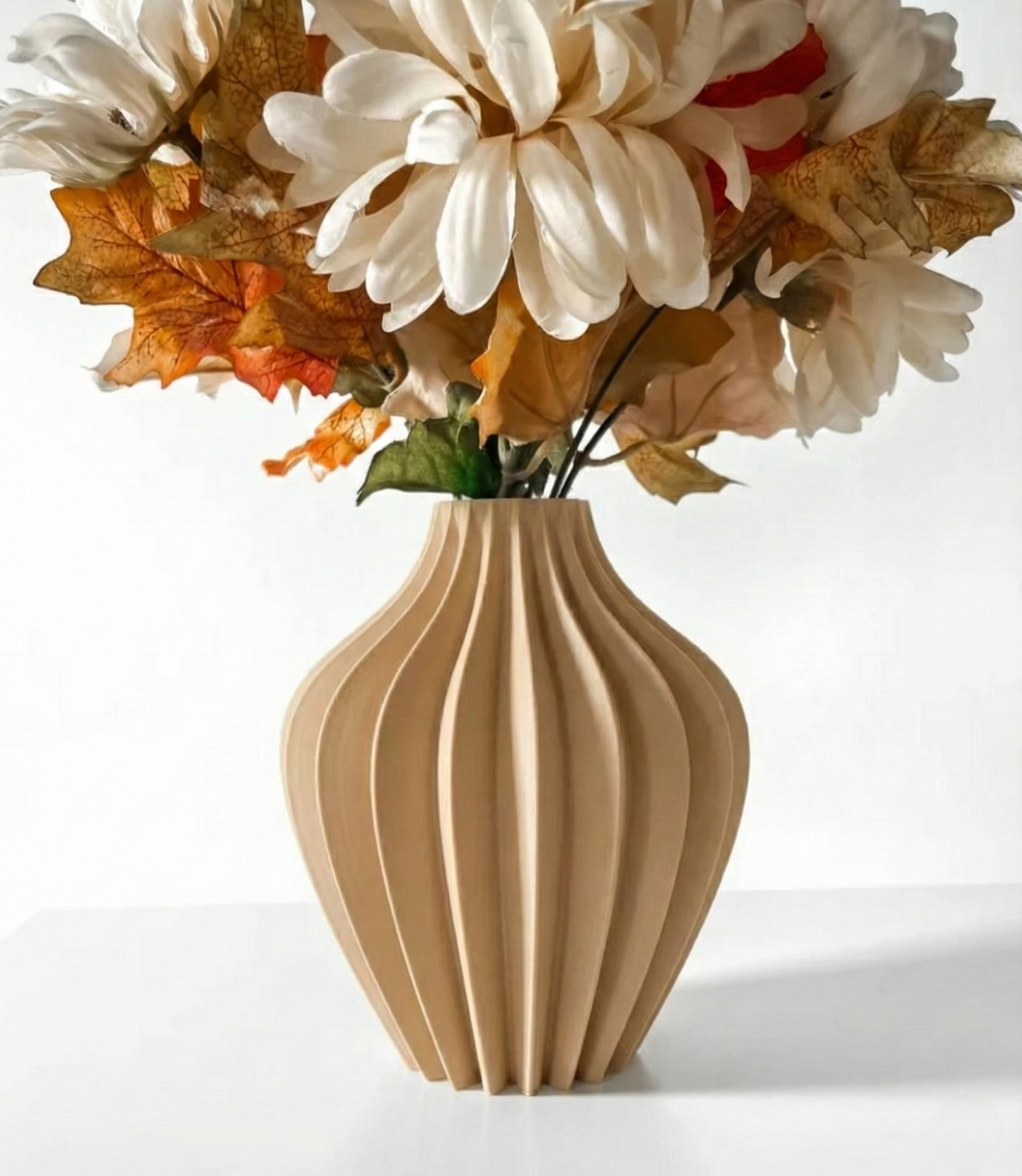 Vase „Darin-Vase“ – Eleganz in Bewegung