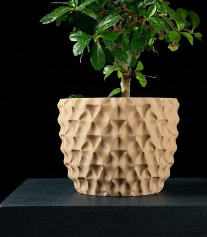 Tri-Wave Pflanztopf – Organische Wellen im futuristischen 3D-Look