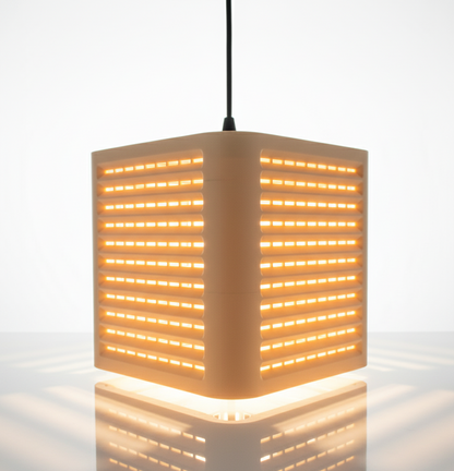 "Coro" – 3D-gedruckte Designleuchte mit klarer Linienführung und moderner Struktur