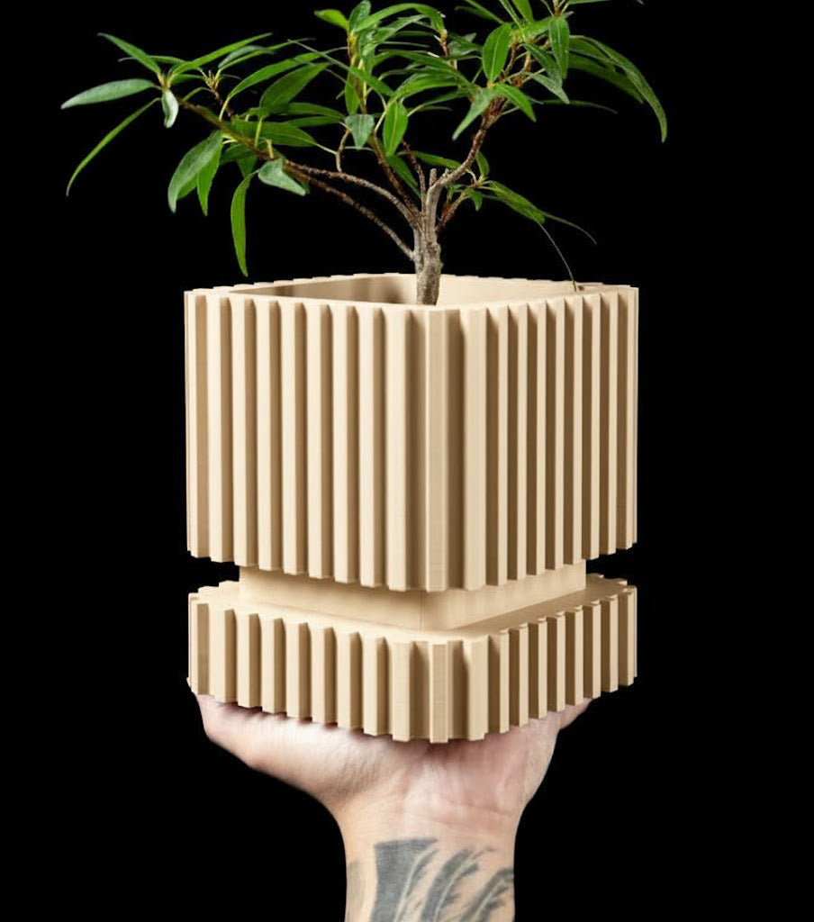 Gestreifter – Der kantige 3D-Pflanztopf mit Charakter