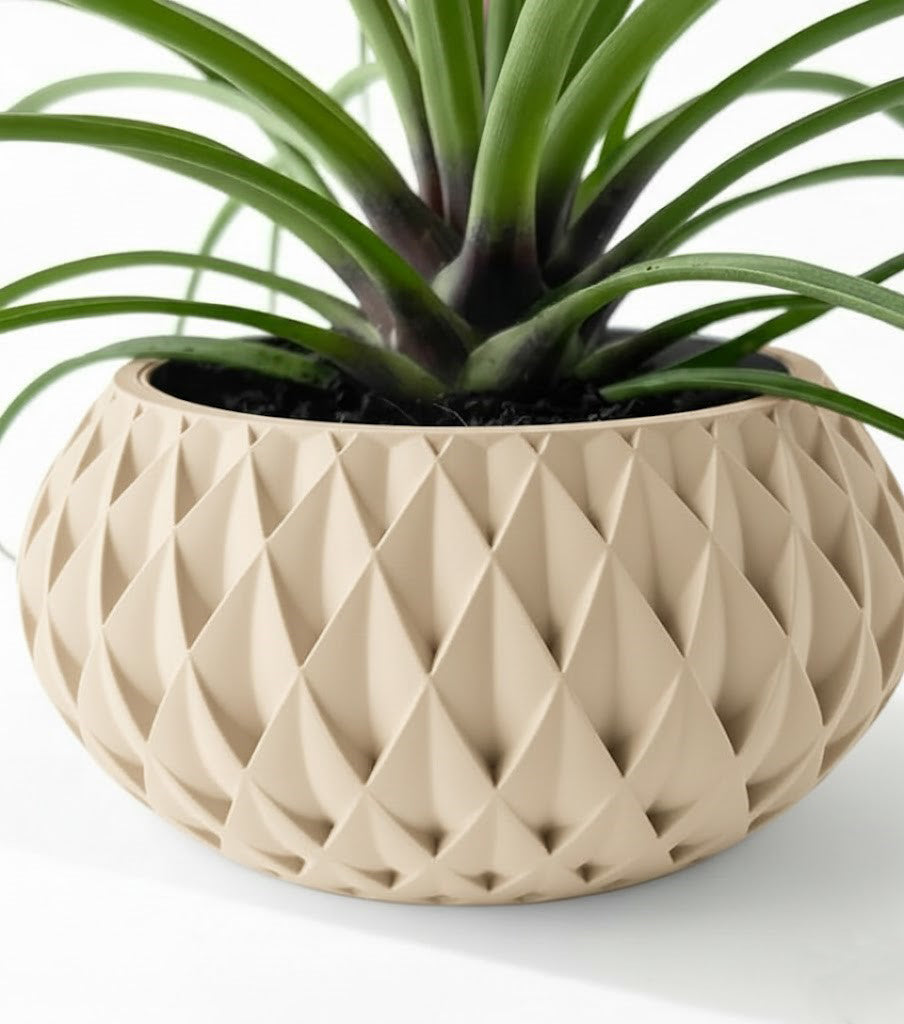 Cinor Pflanztopf – Skulpturaler 3D-Pflanztopf mit facettenreichem Diamantmuster