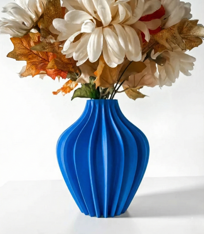 Vase „Darin-Vase“ – Eleganz in Bewegung