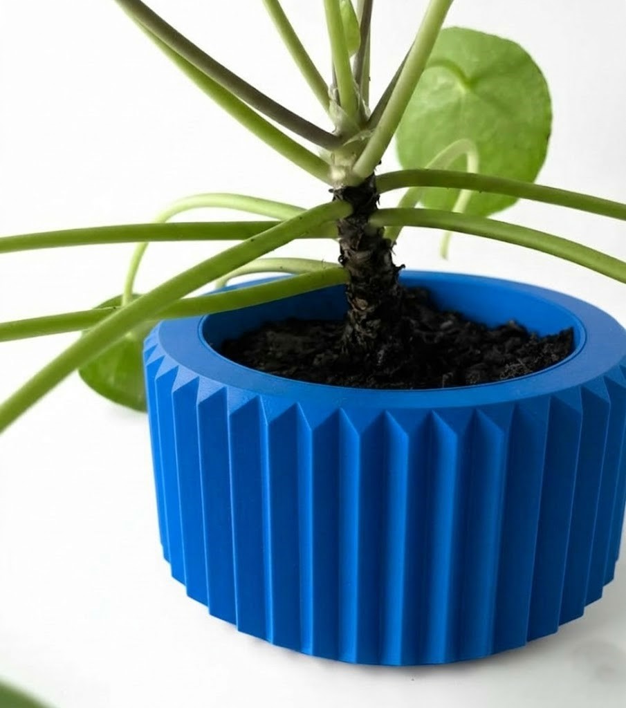Rilas Pflanztopf – Eleganter 3D-Pflanztopf mit klarer Linienstruktur