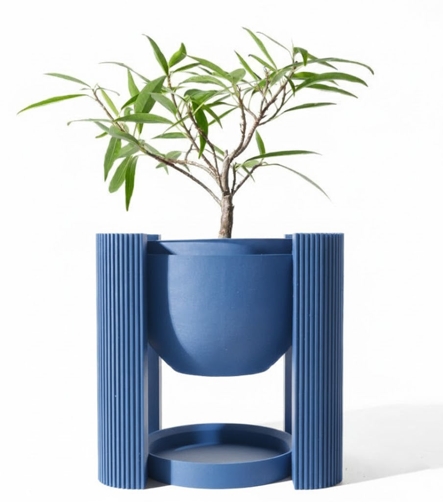 Der Avor – Minimalistischer 3D-Pflanztopf mit architektonischem Sockel