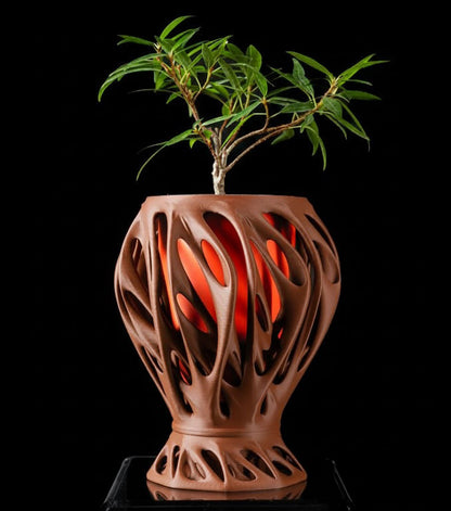 Mantis – Der organisch-geformte 3D Pflanztopf mit futurativem Look