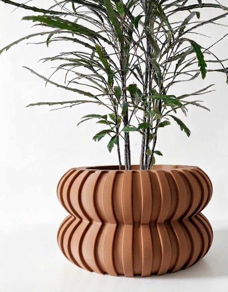 Wali 3D Pflanztopf – Skulpturales Volumen mit futuristischer Textur
