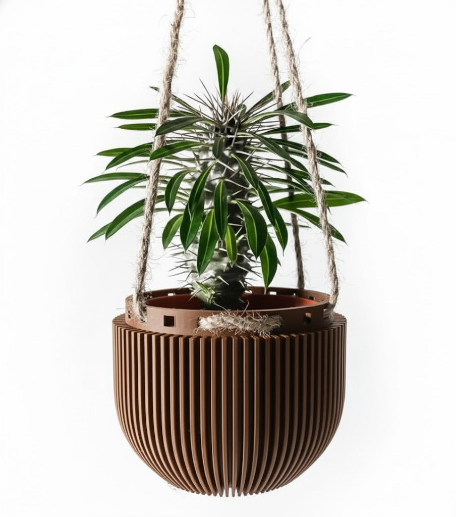 Der Jani – Skulpturaler 3D-Hängepflanztopf für schwebende Urban-Jungle-Looks