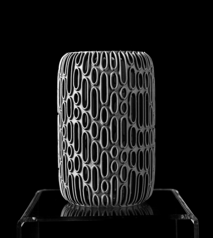 Vase „Breach Flower Vase“ – Design mit Durchblick