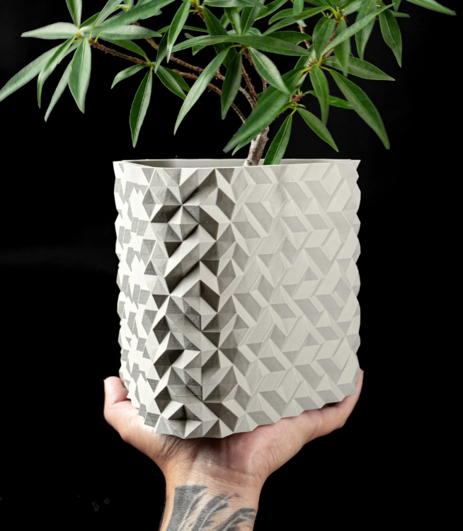 Cobble Planter Pot 02 – Dreidimensionale Geometrie mit Charakter
