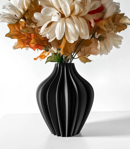 Vase „Darin-Vase“ – Eleganz in Bewegung