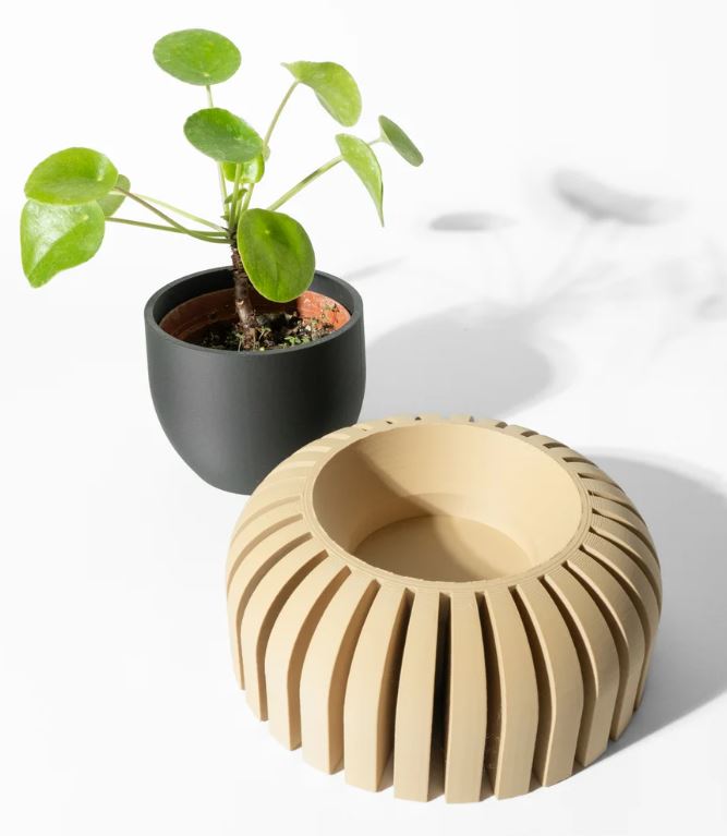 Der Karis – Skulpturaler 3D-Pflanztopf mit modernem Rippendesign