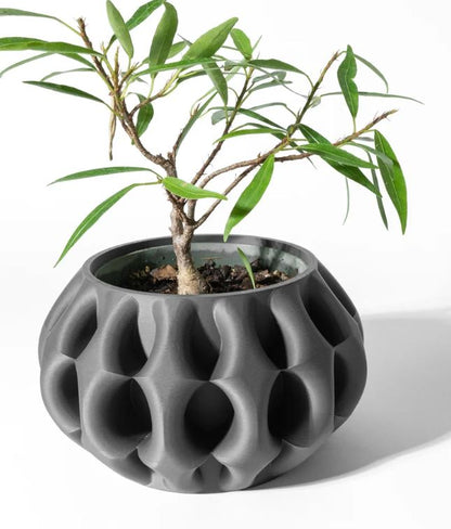 Der Xiomu – Skulpturaler 3D-Pflanztopf mit futuristischer Tiefenstruktur