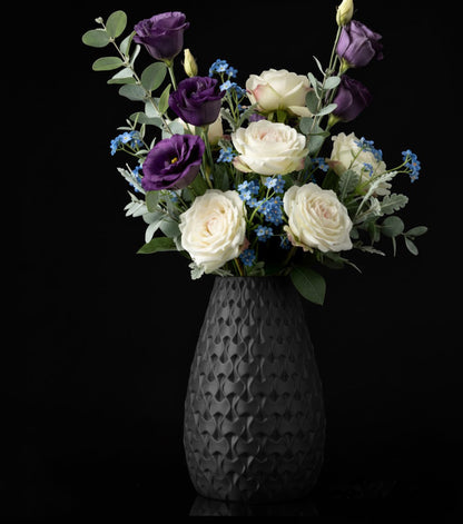 Vase "Inter Flower Vase" – Organische Eleganz