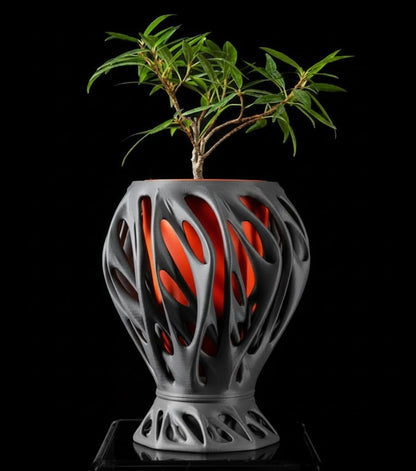 Mantis – Der organisch-geformte 3D Pflanztopf mit futurativem Look