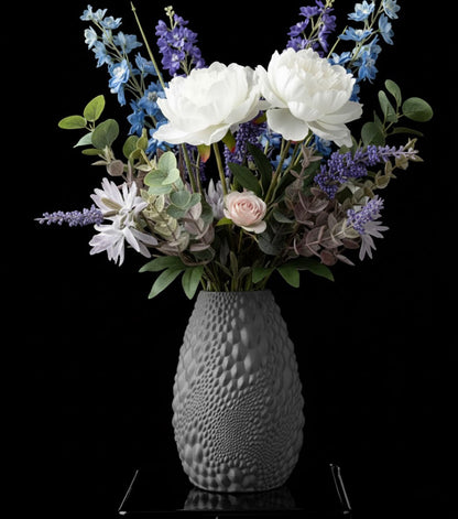 Vase „Gato Flower Vase" – Natürliche Dynamik