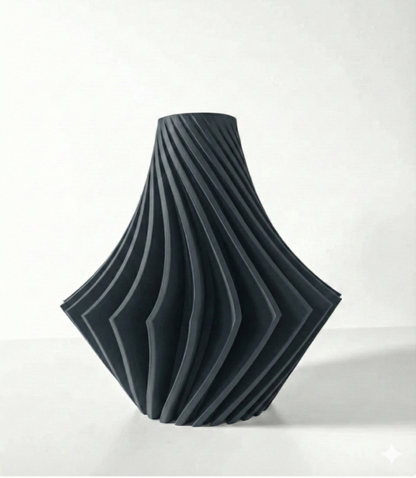Vase „Vamio“ – Dynamik in Design gegossen