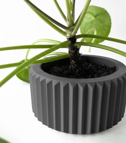 Rilas Pflanztopf – Eleganter 3D-Pflanztopf mit klarer Linienstruktur