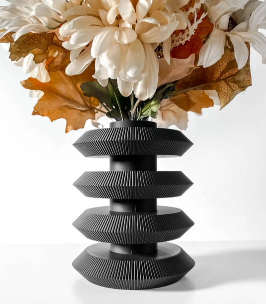 Vase „Enima“ – Ein Statement aus Geometrie und Design