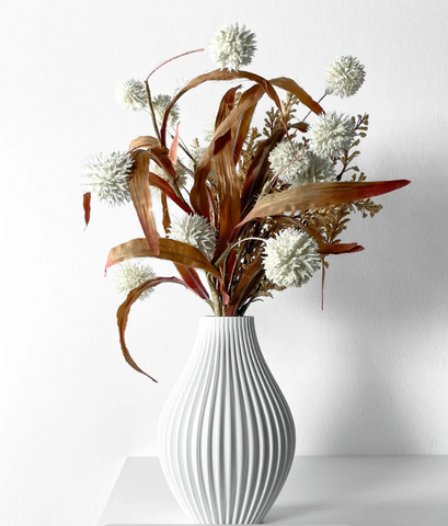 Vase „Eres“ – Sanfte Form, starke Wirkung