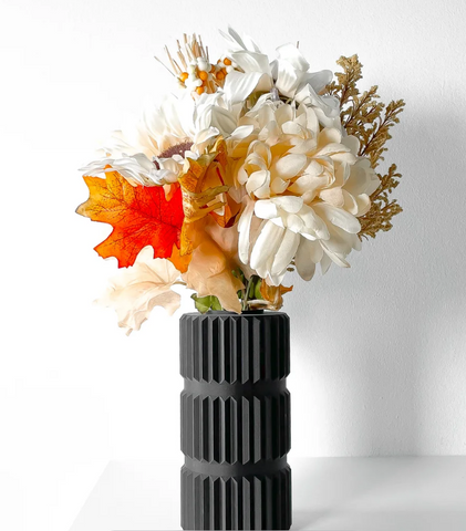 Vase „Galorin“ – Kraftvolles Design mit Struktur