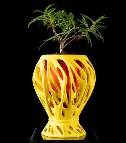 Mantis – Der organisch-geformte 3D Pflanztopf mit futurativem Look