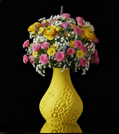 Vase „Pearl Flower Vase" – Eleganz in Struktur