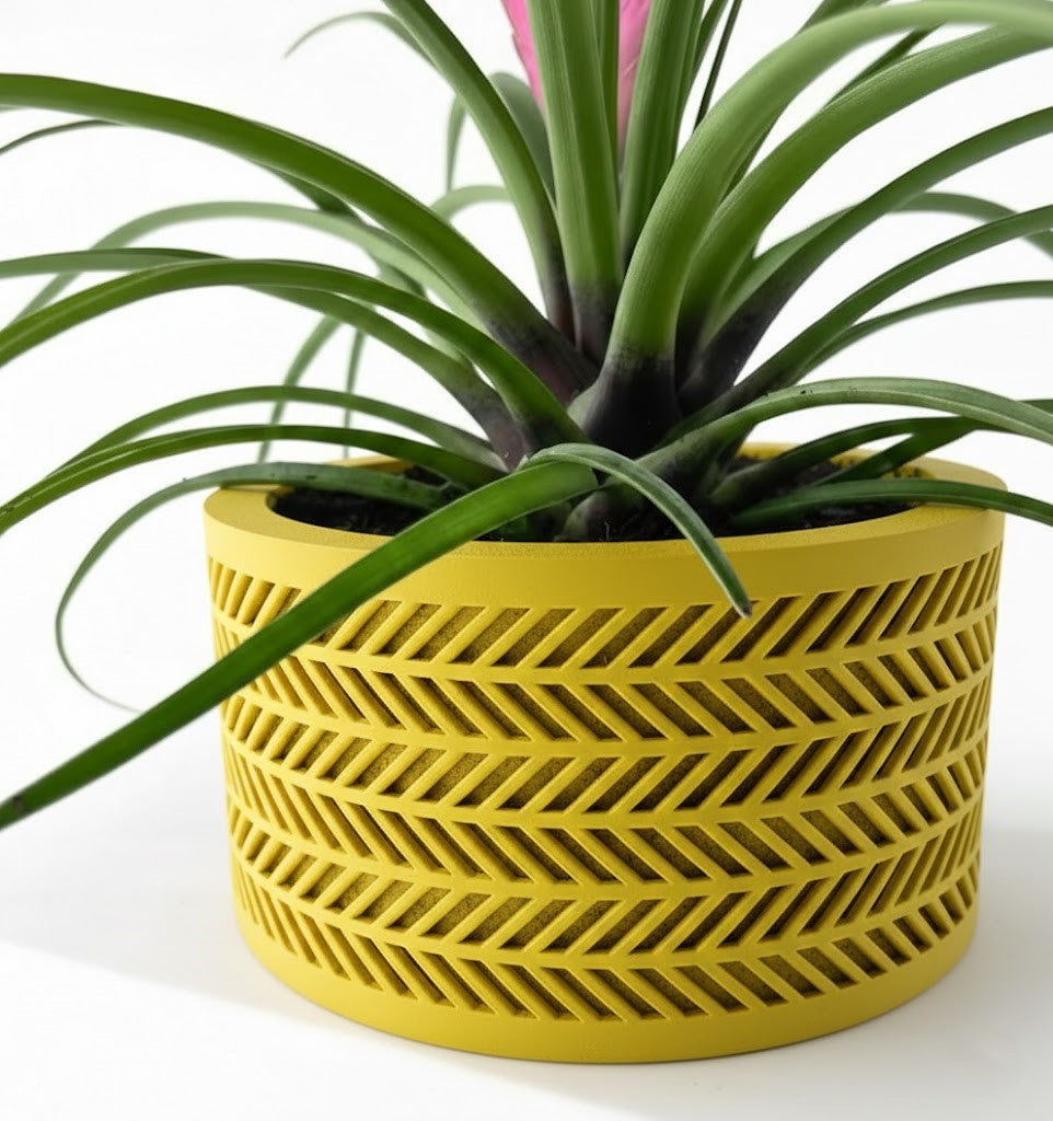 Quen Pflanztopf – Zeitloser 3D-Pflanztopf mit markanter Chevron-Struktur