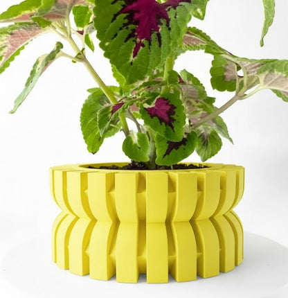 Griva Pflanztopf – Ausdrucksstarker 3D-Pflanztopf mit skulpturaler Lamellenstruktur