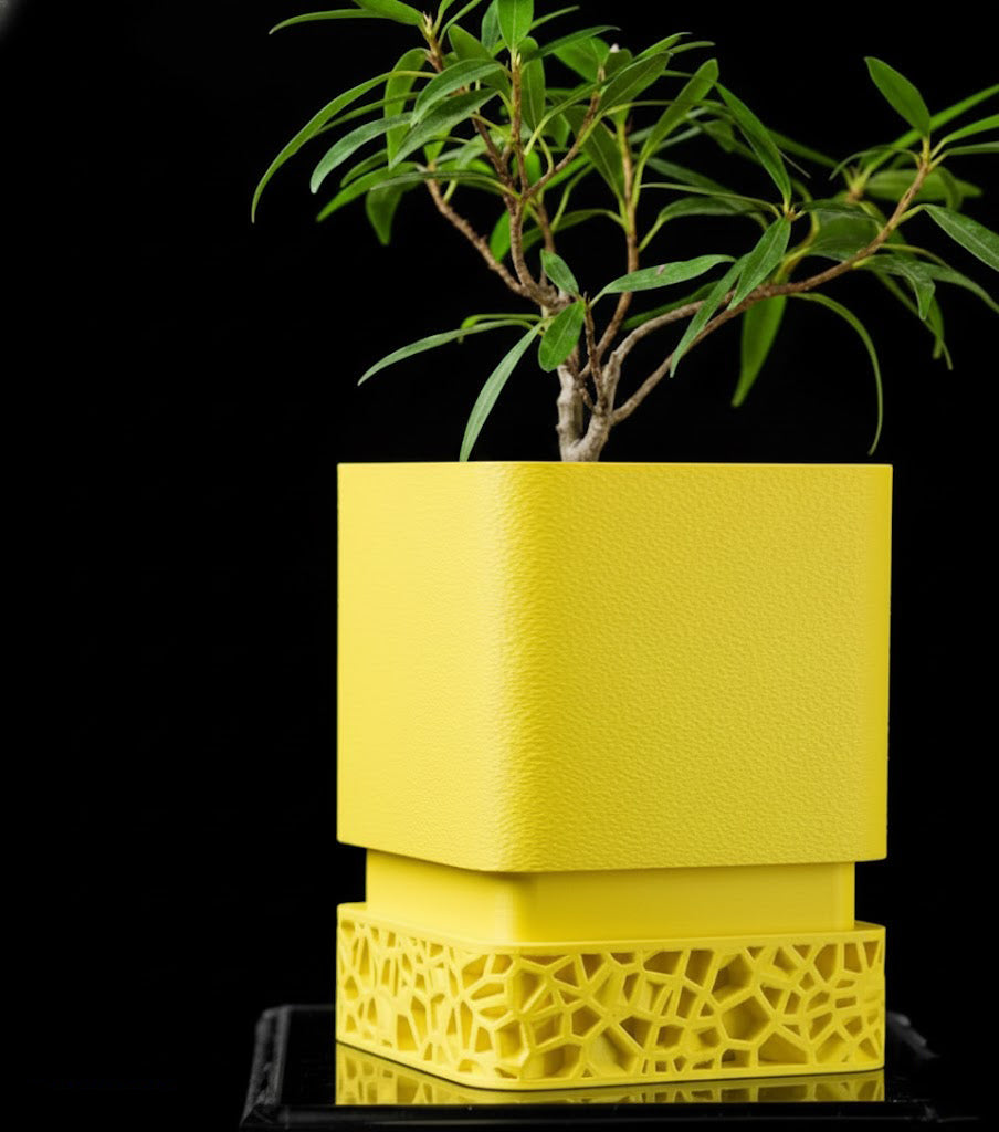 Vori Square Planter – Kantiger Minimalismus trifft 3D-Kunst