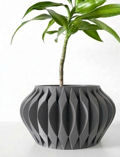 Sevi Pflanztopf – Dreidimensionale Eleganz in floraler Form