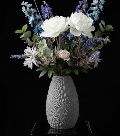 Vase „Gato Flower Vase" – Natürliche Dynamik