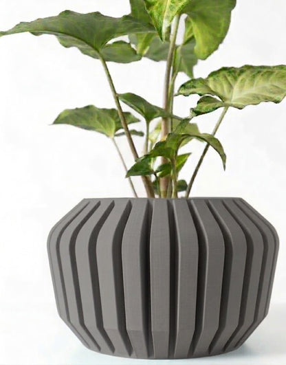 Vaki Pflanztopf – 3D-Faltkunst im Facetten-Look